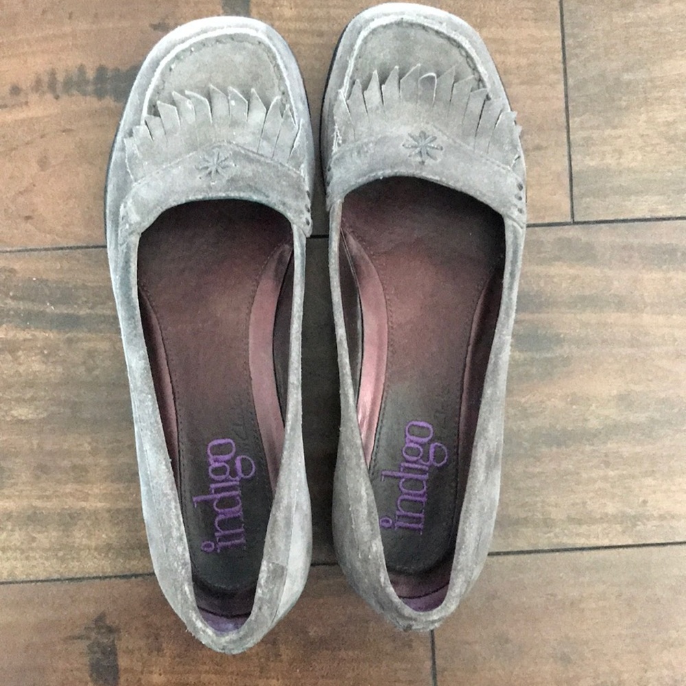 Clark’s gray mules